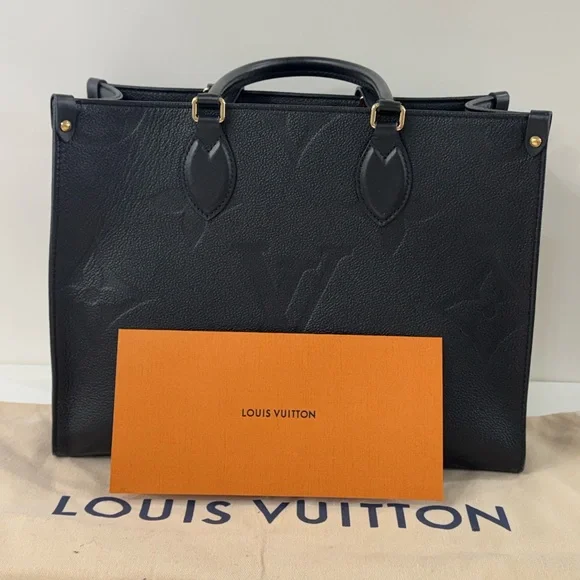 Louis Vuitton ON-THE-GO MM Black Leather Embossed Monogram - Picture 11 of 12